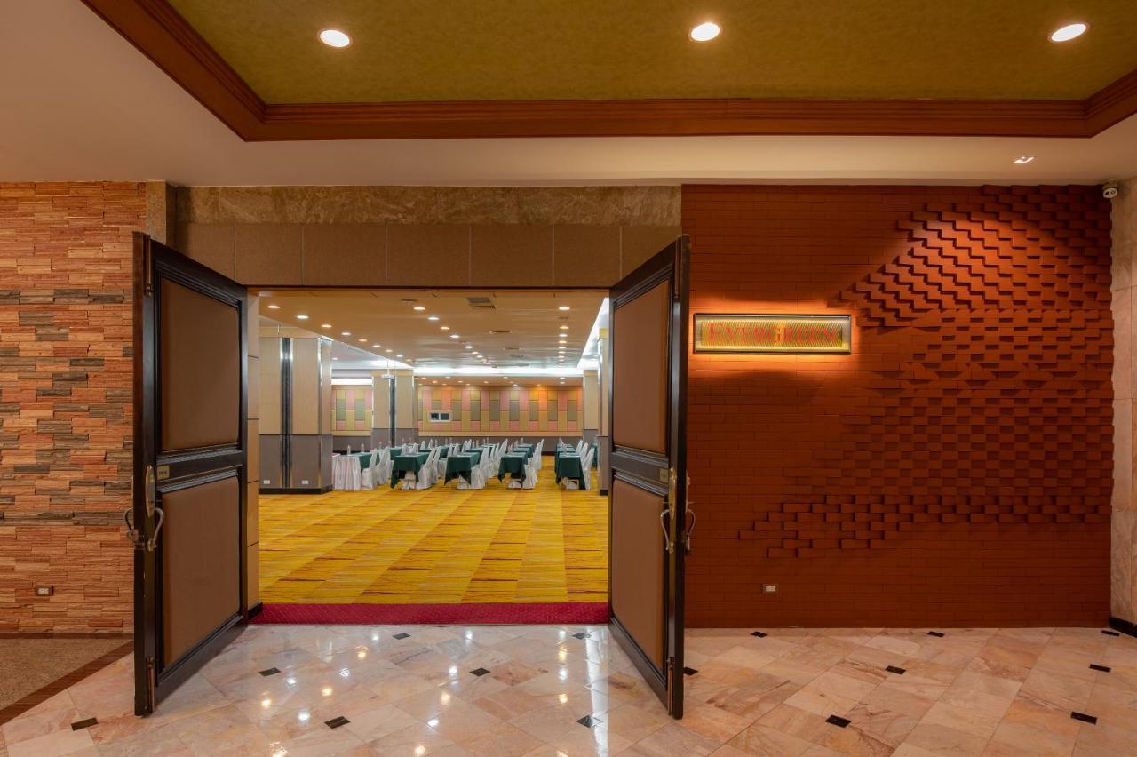 Alexander Hotel Bangkok Esterno foto