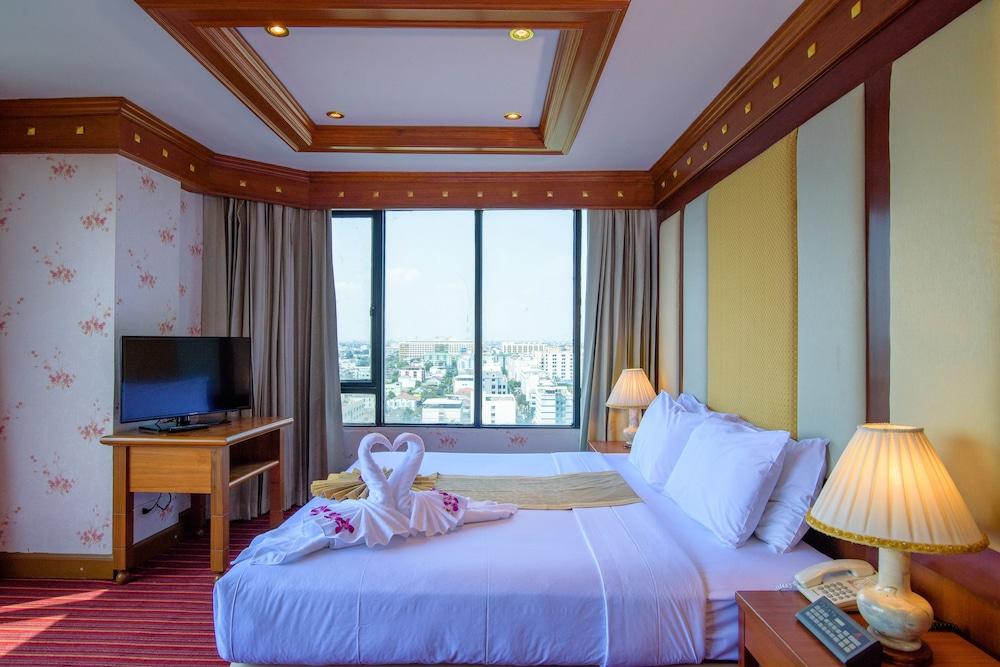 Alexander Hotel Bangkok Esterno foto